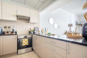 Frank Porter - Polo Residence C5