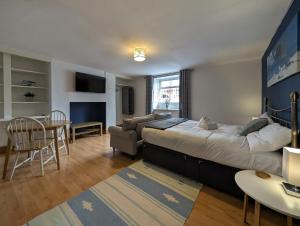 Pass the Keys Charming 3-Bed Converted Basement Tynemouth