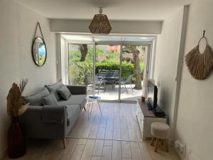 Le Cosy - T4 avec terrasse privée, Face à la mer avec parking et wifi
