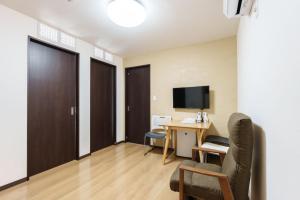 Just a short walk 黒門市場1min 道頓堀 心斎橋 Glico Sign 黒門市場 Guesthouse 義の居