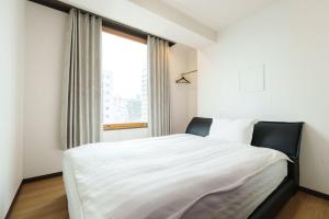 Just a short walk 黒門市場1min 道頓堀 心斎橋 Glico Sign 黒門市場 Guesthouse 義の居