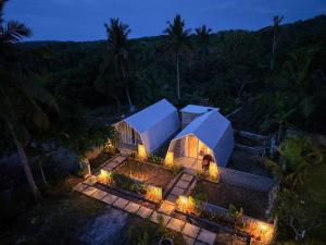 Kelingking Garden Villa