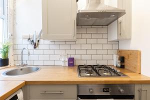 New! Charming 1BR Flat near Brixton Market and Tube