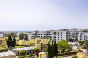 City & Sea view apartment, Meia Praia Lagos
