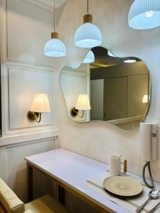 Luxurious Room in Bel Air Makati - Air Residences