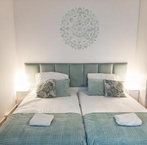 KRK stop near airport