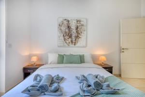 Cozy St julians stay Beach City Center