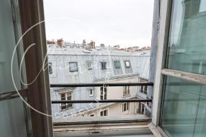 Central Elegant Parisian Flat - Louvre Opera