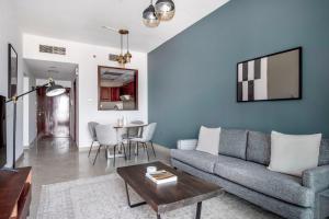 Blueground Icon Tower city view gym parking DXB-1332