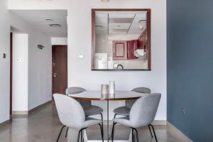 Blueground Icon Tower city view gym parking DXB-1332