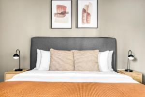 Blueground Marina Promenade Attessa city view DXB-1202