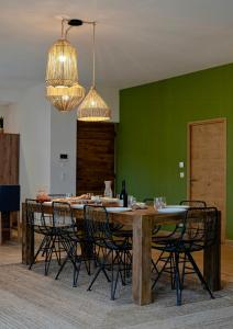 Villa With Pool In The Heart Of Gordes