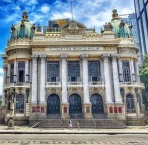 Apto moderno no Centro conforto e praticidade