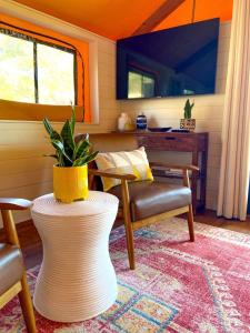 Beautiful Tented Cabin in Texas for Glamping by Guadalupe River