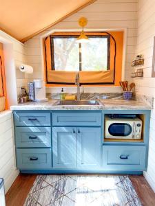 Beautiful Tented Cabin in Texas for Glamping by Guadalupe River