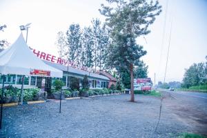 Three Rivers Resort Maragua