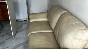 Apartamento com Piscina e Academia Compartilhados