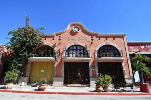 Collection O Casa Bella Hotel Boutique, Cabo San Lucas