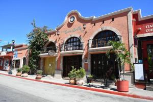 Collection O Casa Bella Hotel Boutique, Cabo San Lucas
