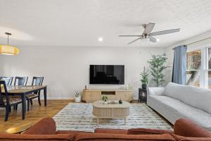 Red Fox Den - Luxurious home 10 guests 5 beds in Massanutten