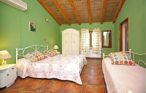 Amazing Apartment In Trget