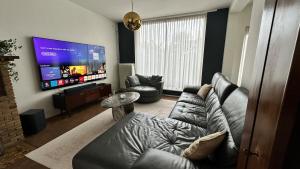 Spacious beach house with parking