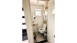 Spacious beach house with parking