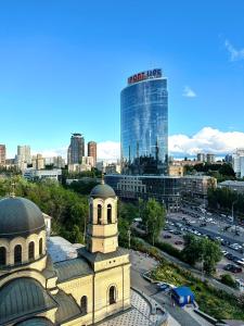 Ordinary 1 room with a gorgeous view