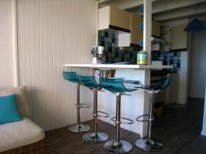 Joli dOli, pieds dans leau, Port Vendres, Collioure proche toutes commodités