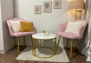 Modern 1BR Condo in Makati Netflix & WiFi 46