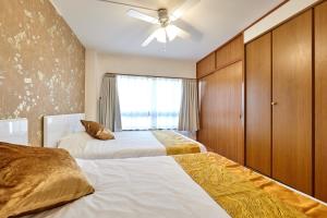 XS01 XROSS STAY Namba 1 難波