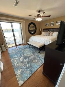 Awesome Views - Lake Hamilton Condo