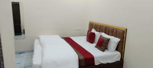 Mahalaxmi Paying Guest House