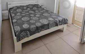 Nice Apartment In Lumbarda With Sea View