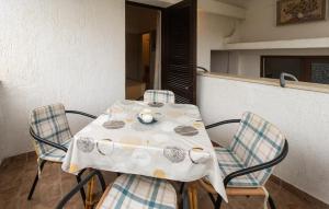 Amazing Apartment In Porec Cie965