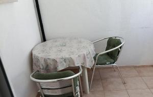 Nice Apartment In Pirovac With Wifi - Csv384