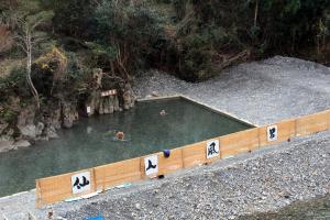 一棟貸し民宿 川湯の家