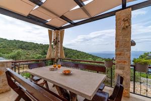 Authentic Stone House Piece of Heaven