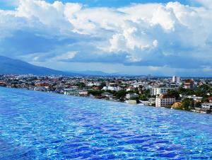 Romantic Couple Stay&Infinity pool&Comfy Bed&CM 010N64