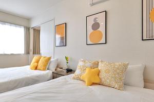 九条 USJ 16m, Dotonbori 13m, 3m to Station, Max 8 - XS30