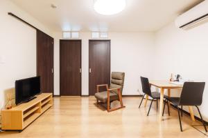 Just a short walk 黒門市場1min 道頓堀 心斎橋 Glico Sign 黒門市場 Guestroom 仁の居