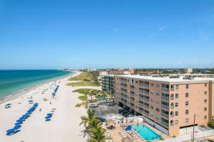 Corner Unit Views Johns Pass - Beach Place #204