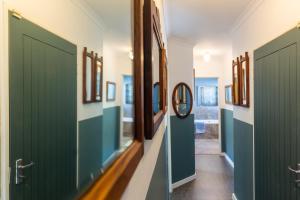 2 Bedroom Unit, private, eclectic