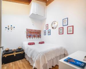 Colorful Venetian Apartment R&R