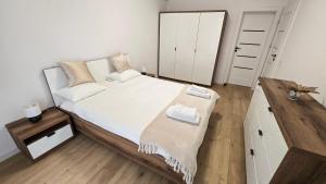 Happy Residence - Modern Apartment with Private Underground Parking