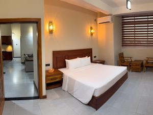 LeisureO Hotel and Spa Negombo