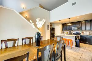 Family-Friendly Home Near SeaWorld and Shopping!