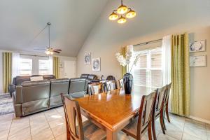 Family-Friendly Home Near SeaWorld and Shopping!