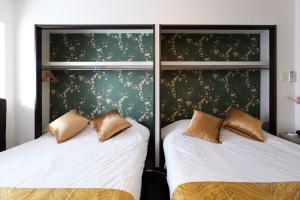 XS16 XROSS STAY Namba8 難波