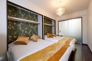 XS16 XROSS STAY Namba8 難波